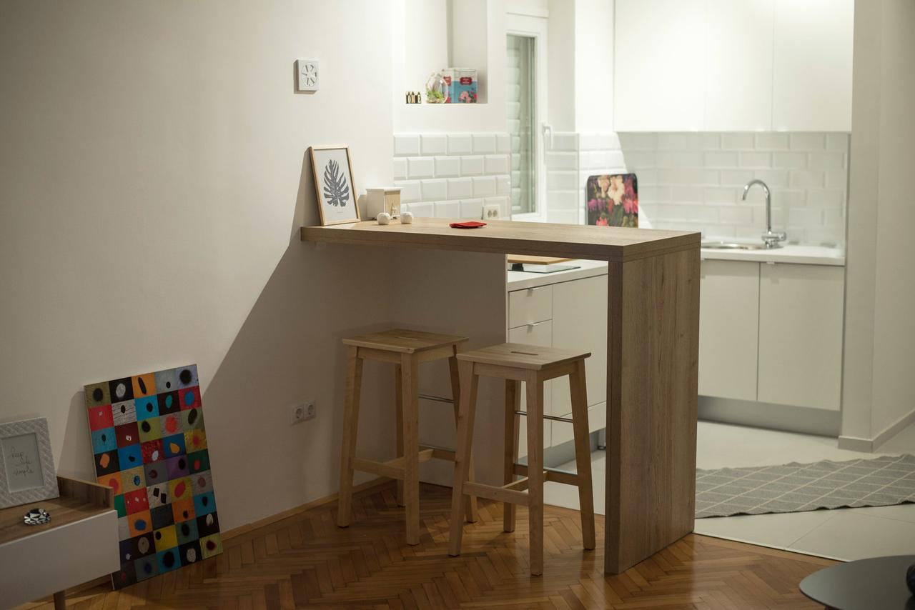 Bright & Stylish Studio Home, Superbly Located Sarajevo Bagian luar foto